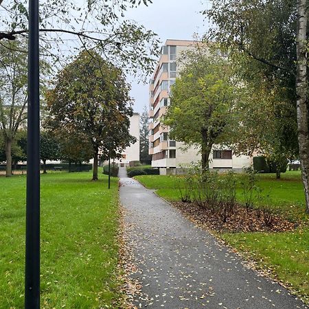 Appartement Periurbain De Paris Et Versailles Les Clayes-Sous-Bois Exterior foto