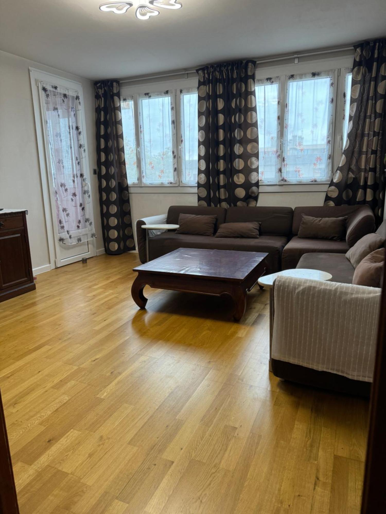 Appartement Periurbain De Paris Et Versailles Les Clayes-Sous-Bois Exterior foto